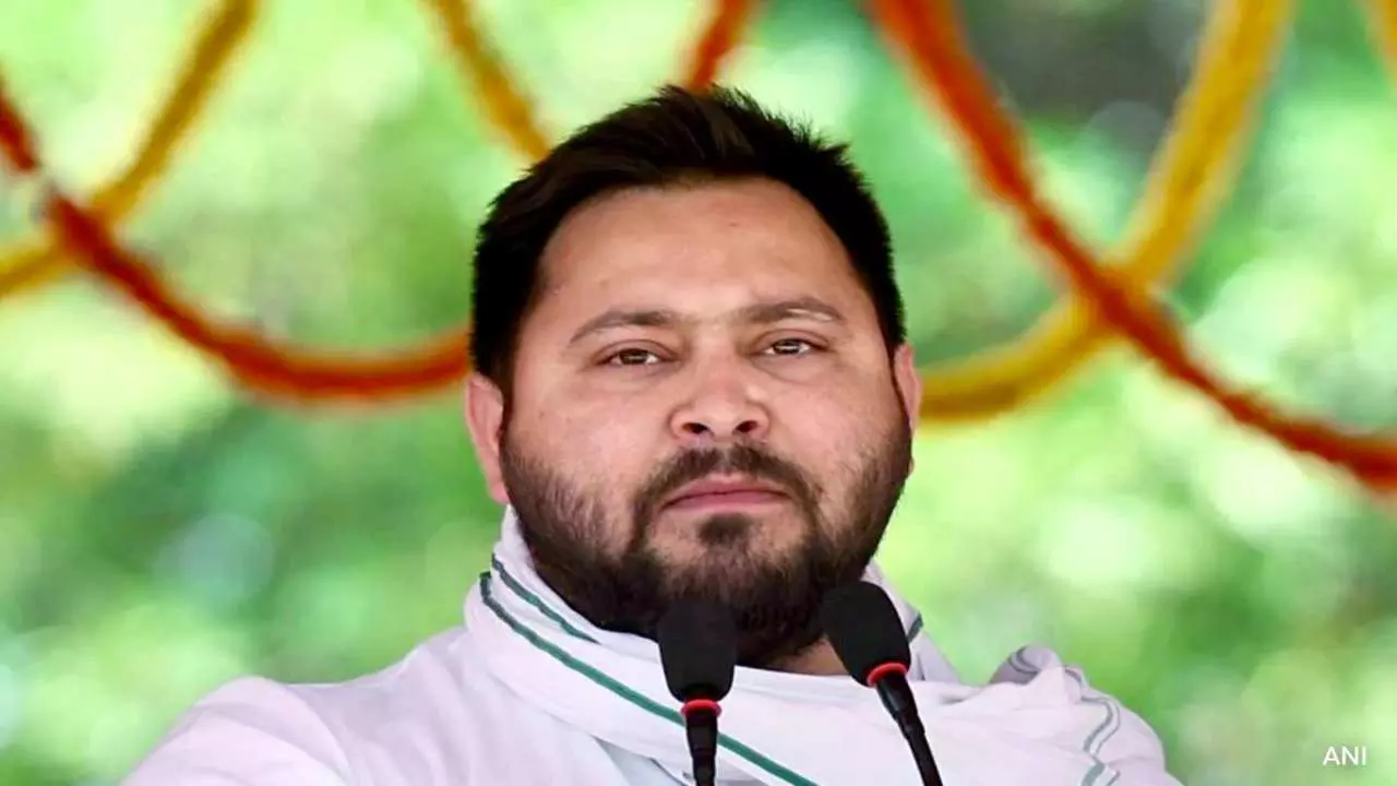 तेजस्वी का फुल एक्शन मोड! डबल इंजन सरकार को बताया डबल धोखा, बिहार में मचने वाला है सियासी महाभूकंप