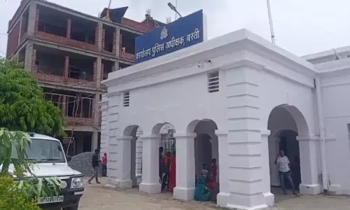 Basti News: बस्ती में पिता की हत्या के आरोपियों की गिरफ्तारी की मांग, एसपी से मिला पीड़ित परिवार