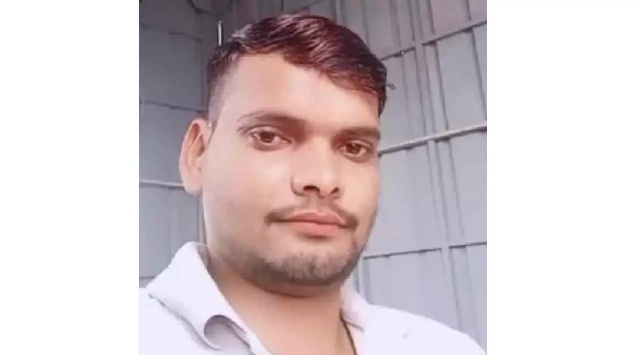 Lucknow News: करंट लगने से 26 वर्षीय युवक की मौत, पत्नी सात माह की गर्भवती, परिजनों ने लगाया लापरवाही का आरोप