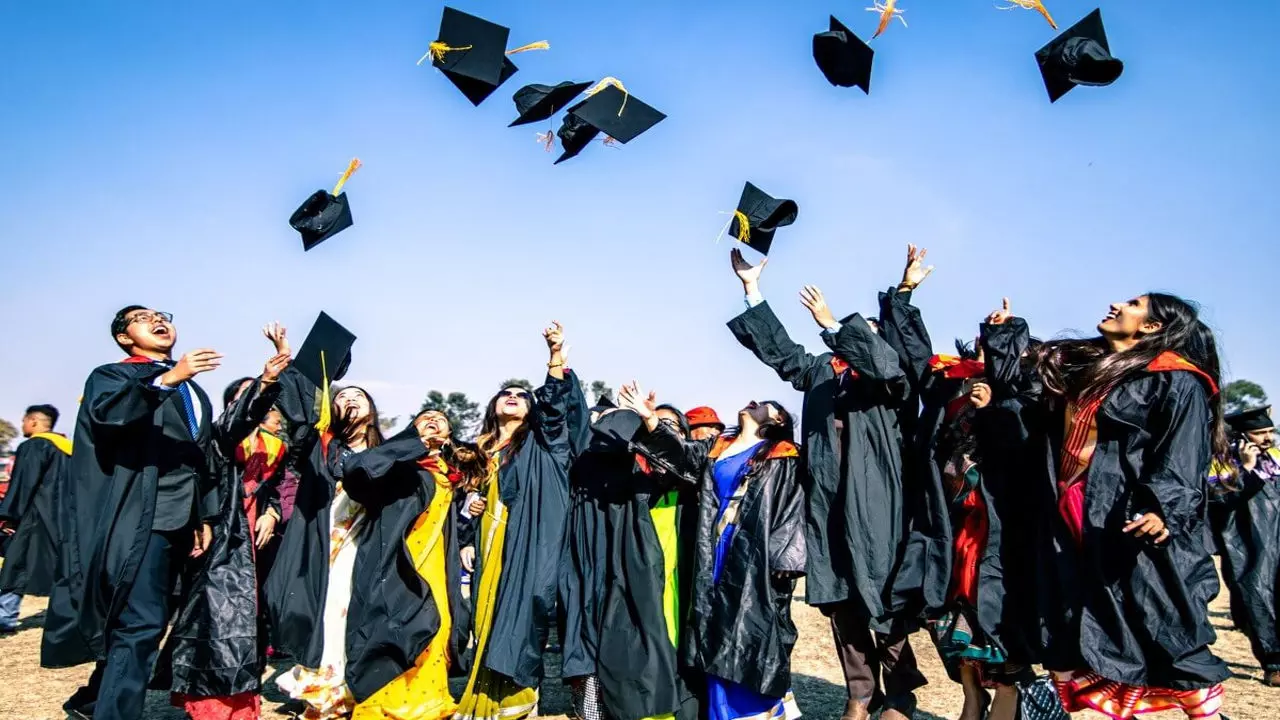 Nepal Youth Education: शिक्षा से आया नेपाली युवाओं में क्रांतिकारी परिवर्तन