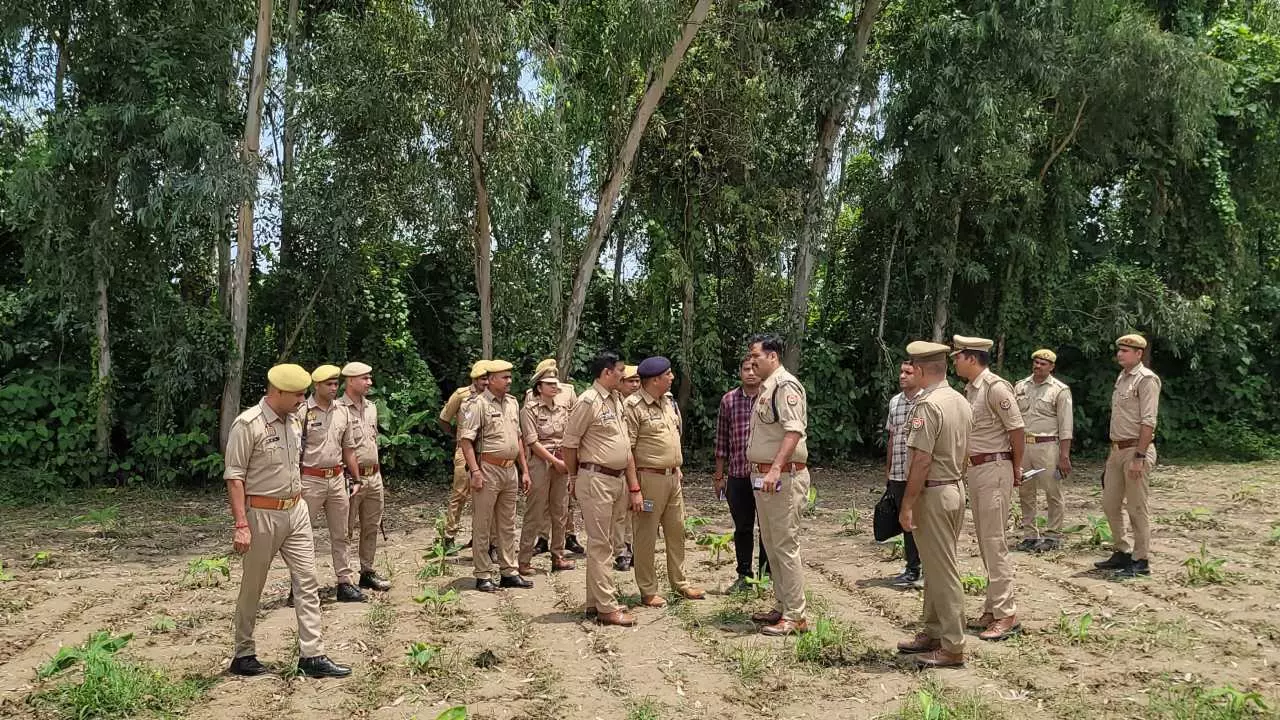 Sitapur News: युवती की गला रेतकर निर्मम हत्या, शव मिलने से सनसनी, पुलिस टीमें गठित
