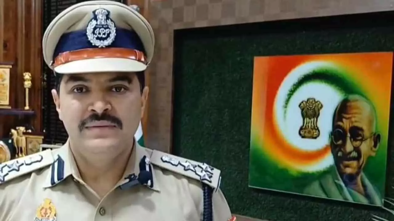 Meerut News: अपराधियों पर मेरठ जोन की पुलिस का ‘प्रहार’, 470 पर गैंगस्टर, 1001 पर गुंडा एक्ट, ₹66 करोड़ की संपत्ति जब्त