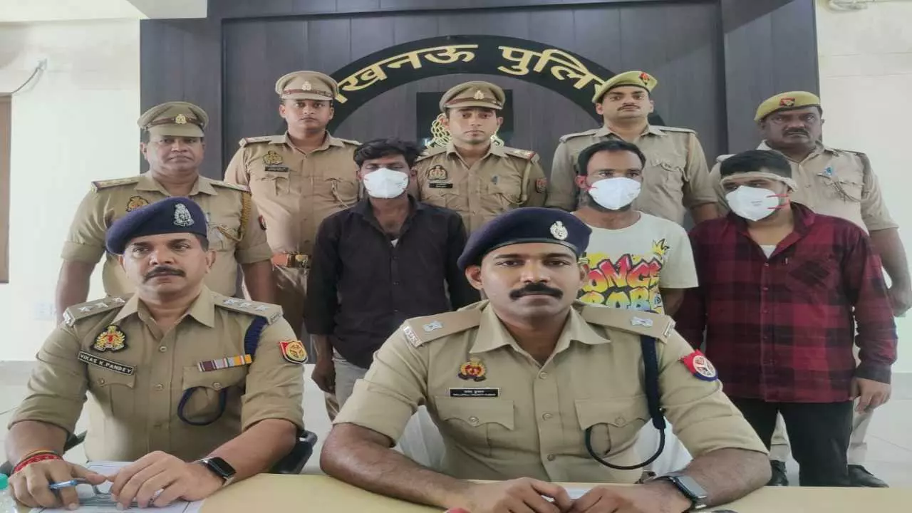 Lucknow News: लखनऊ पुलिस के हत्थे चढ़ा बाइक चोरों का गिरोह! कबाड़ी, ट्रक ड्राइवर और पेंटर ने बना रखा था गैराज ऑफ क्राइम, 10 गाड़ियां बरामद