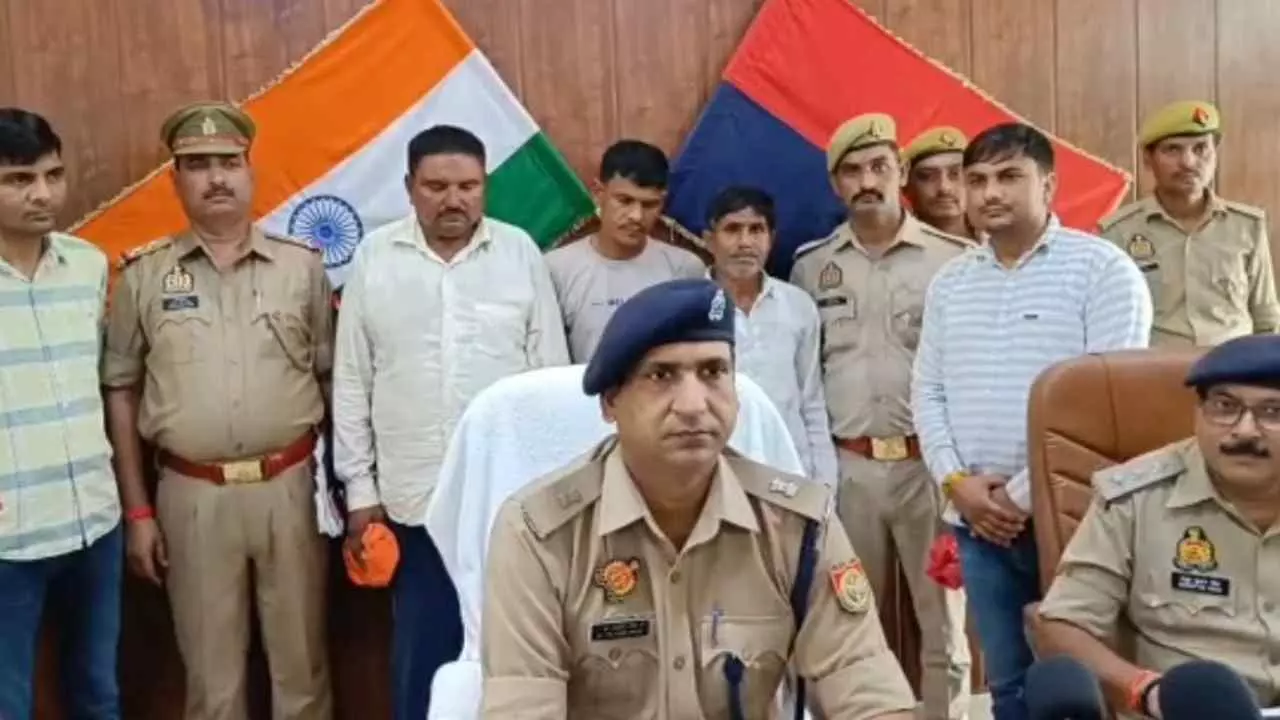 Bulandshahr News: दिन में फेरी, रात में चोरी, पंखिया गैंग के 3 शातिर चोर गिरफ्तार