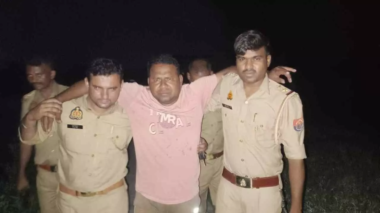 Meerut News: मेरठ में तड़के चली गोलियां: टायर चोर गैंग से मुठभेड़, दो बदमाश घायल, पांच दबोचे, भारी बरामदगी