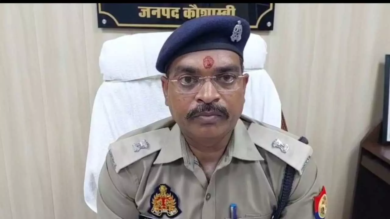 Kaushambi News: बहादुरपुर में कच्चा मकान ढहने से मां-बेटी की मौत, एक बेटी गंभीर घायल, परिजनों में कोहराम