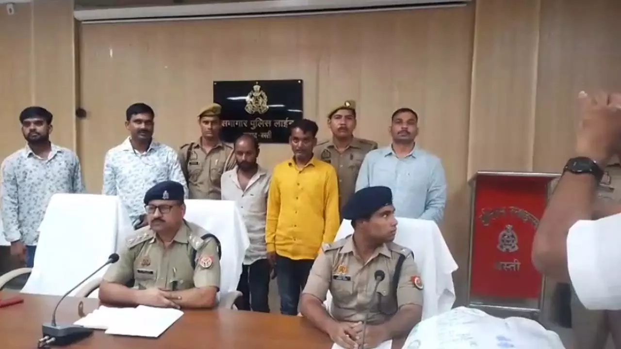 Two clever thieves arrested: Three stolen bikes, mobile, gutkha and cash recovered