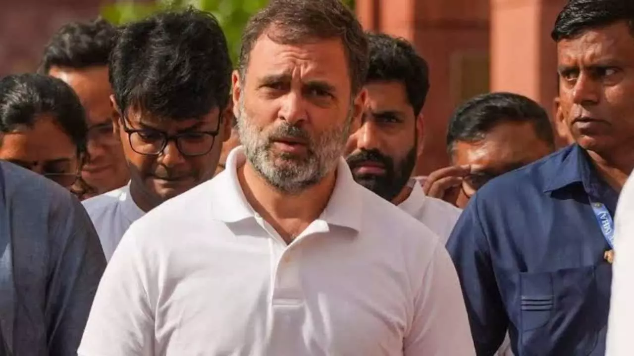 राहुल गांधी की सेना पर टिप्पणी विवाद पहुंचा सुप्रीम कोर्ट, लखनऊ कोर्ट से जमानत मिल चुकी