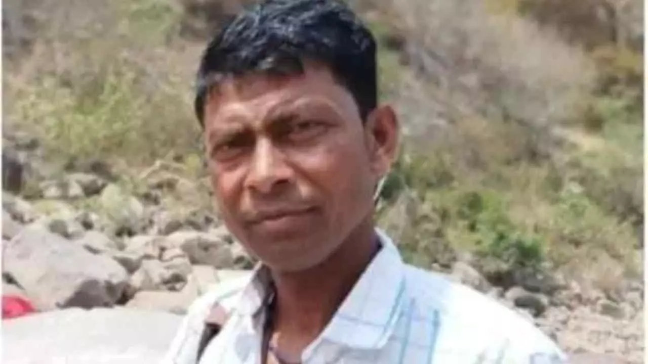 Moradabad News: लाइनमैन की हाईटेंशन लाइन पर काम करते वक्त दर्दनाक मौत, संसाधनों की कमी से हादसा या लापरवाही?