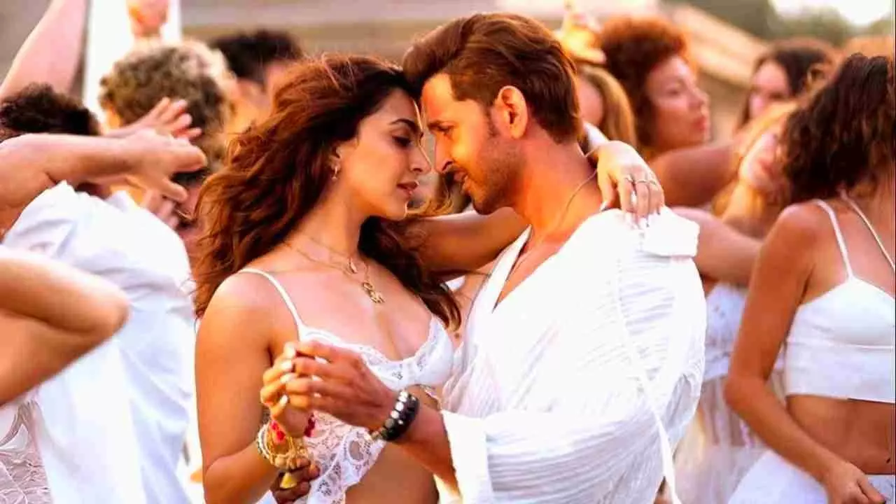 War 2 Advance Booking Report