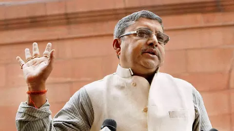 Kalyan Banerjee resigns as TMC Lok Sabha chief whip Kalyan Banerjee resigns as TMC Lok Sabha chief whip
