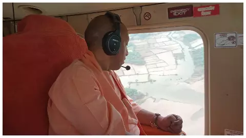 UP News: मुख्यमंत्री ने बाढ़ का किया हवाई सर्वे, प्रशासन को राहत कार्यों में तेजी लाने के दिये निर्देश UP News: मुख्यमंत्री ने बाढ़ का किया हवाई सर्वे, प्रशासन को राहत कार्यों में तेजी लाने के दिये निर्देश
