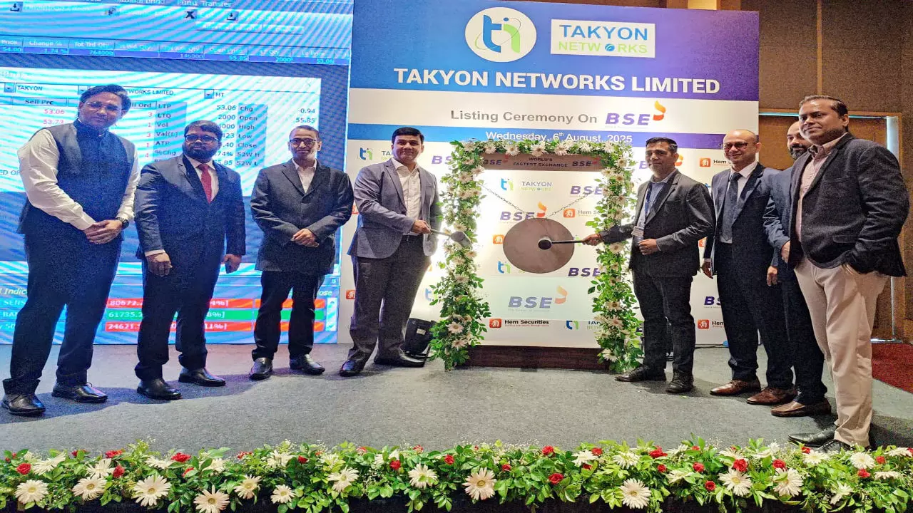 Takyon Networks Lucknow: टैक्योन नेटवर्क्स लखनऊ की पहली कंपनी ने बीएसई एसएमई  में दर्ज कराई एंट्री ! भव्य लिस्टिंग समारोह में दिखा उत्साह और गौरव का नजारा