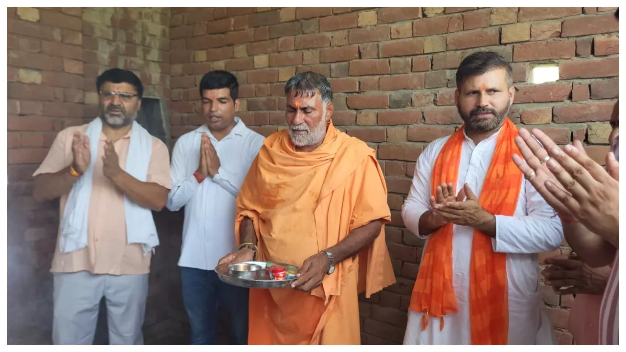 Shamli News: शामली पहुंचे यशवीर महाराज का बड़ा बयान: मदरसों में 20 हज़ार जिहादी किए गए तैयार, मंदिर और बहन-बेटियां हैं निशाने पर