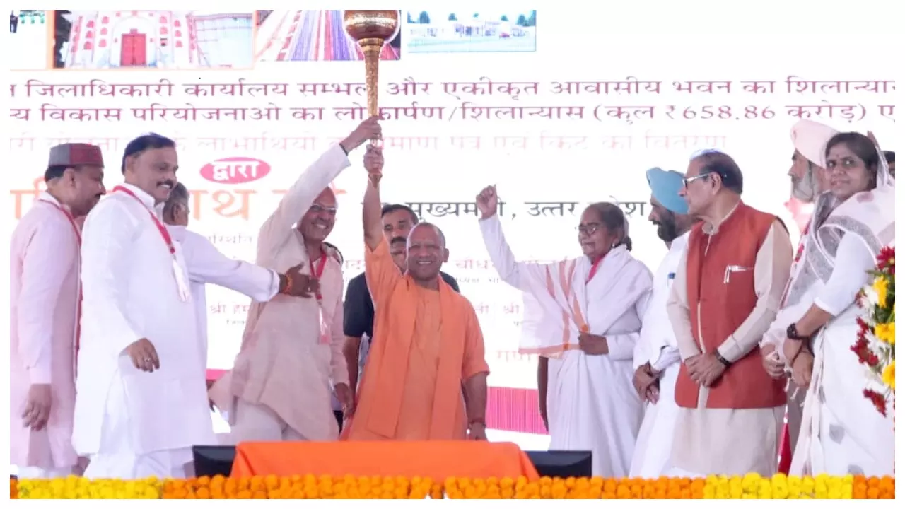 UP News: संभल के साथ पाप करने वालों को मिलेगी सजा, दंगाइयों पर बरस रहा महाकाल का प्रकोप : योगी आदित्यनाथ