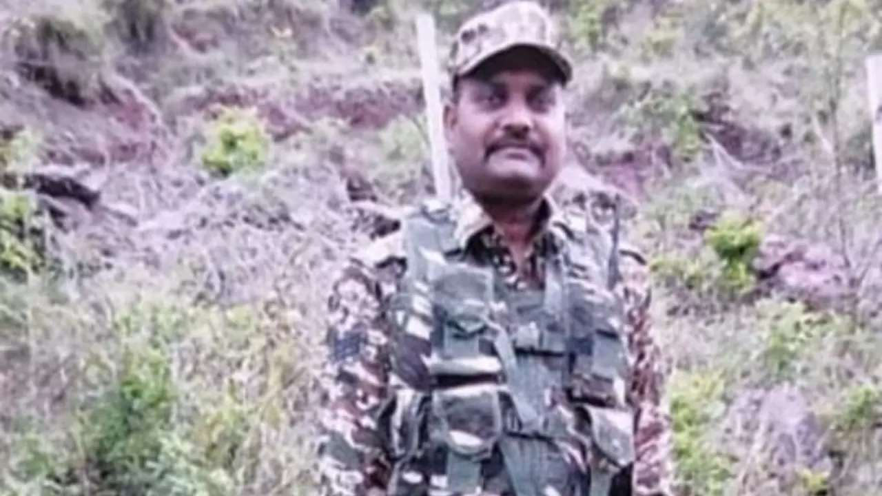 Chandauli News: ड्यूटी के दौरान सीआरपीएफ जवान की मौत से मचा कोहराम