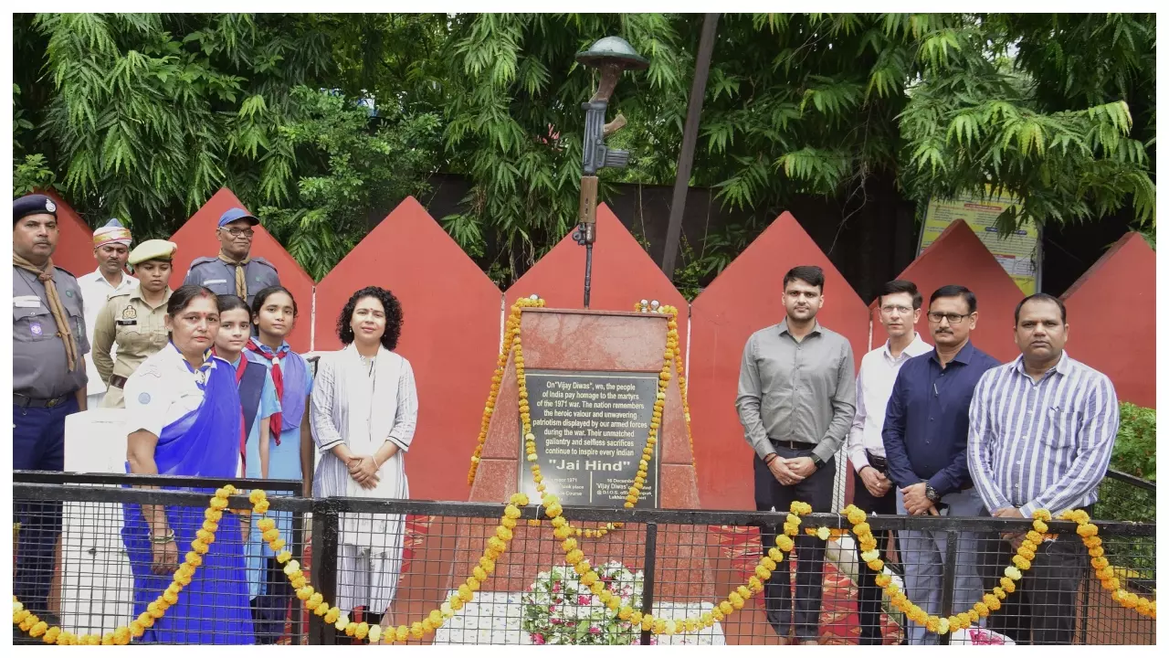 Jaunpur News: काकोरी ट्रेन एक्शन शताब्दी महोत्सव का समापन, वीर सपूतों को दी श्रद्धांजलि