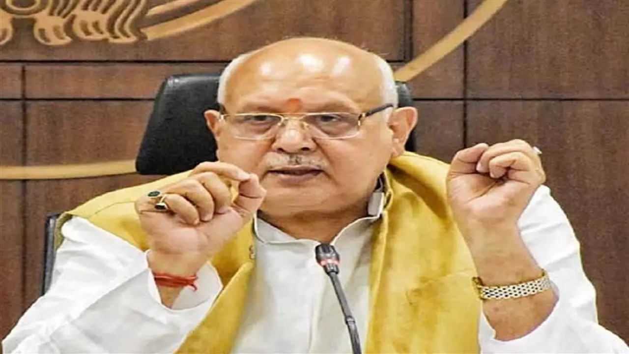 Varanasi News: किसान अपनी आवश्यकतानुसार ही उर्वरकों का क्रय करे-सूर्य प्रताप शाही