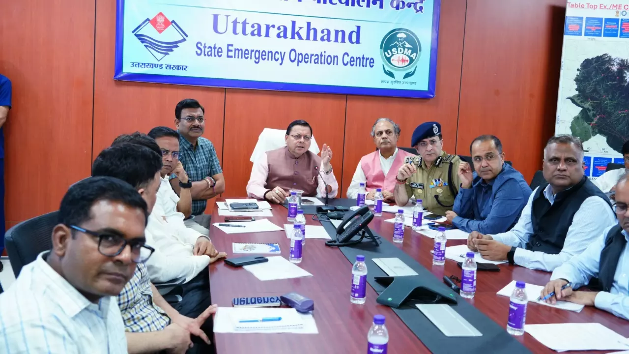 Uttarakhand News: मुख्यमंत्री ने धराली आपदा में क्षतिग्रस्त निजी और सार्वजनिक  संपत्ति के आकलन तैयार करने हेतु 7 दिन की टाइमलाइन दी