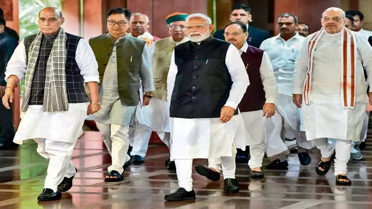 BJP New President: भाजपा में सियासी सस्पेंस! अध्यक्ष चुनने में क्यों अटकी बात?