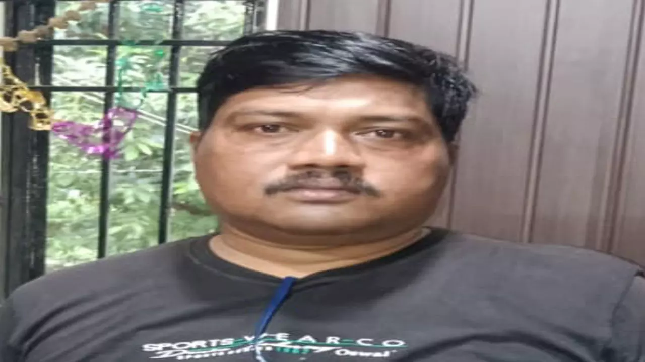 Sultanpur News: एंटी करपशन टीम ने दरोगा को दबोचा, गाड़ी छोड़ने की एवज में मांगी थी रिश्वत
