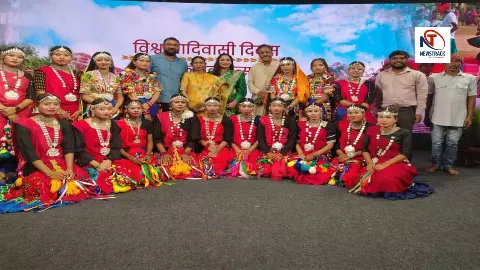 विश्व आदिवासी दिवस पर दूरदर्शन केंद्र में थारू जनजाति का हुआ सांस्कृतिक कार्यक्रम, छात्र-छात्राओं ने दी मनमोहक प्रस्तुती