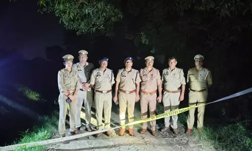 Firozabad News: 20 हजार के इनामी बदमाश से मुठभेड़, गोली लगने के बाद पुलिस ने किया गिरफ्तार