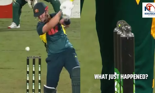 SA vs AUS 2nd T20: टी20 मैच में हुआ चमत्कारी पल, स्टंप पर लगी गेंद, गिल्लियां नहीं गिरी! Video