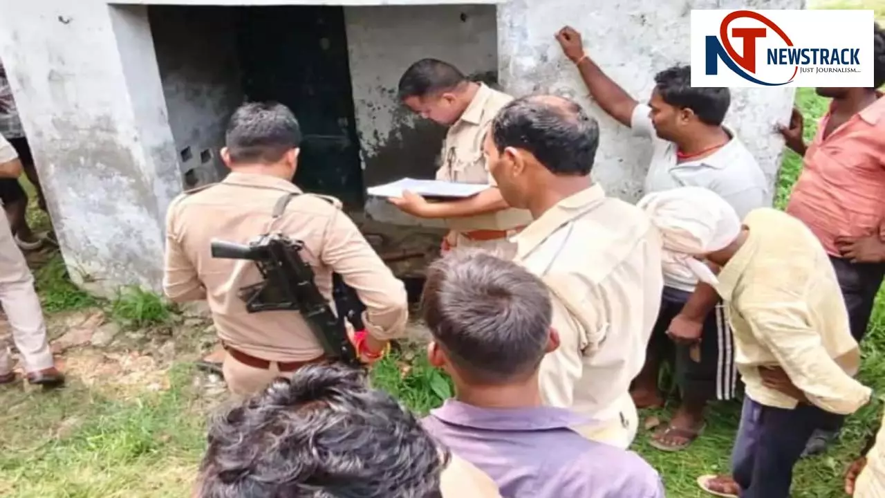 Bodies of two youths found on tubewell