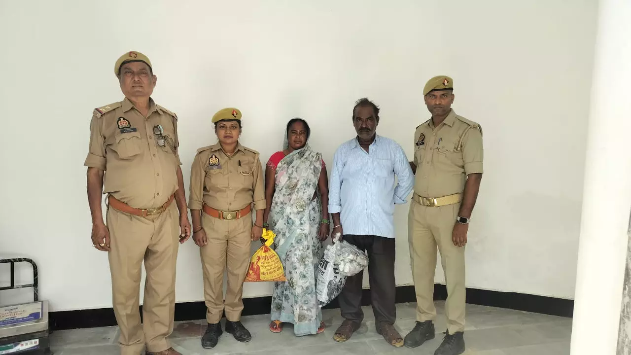 Chandauli News: चंदौली में महिला समेत दो गांजा तस्कर गिरफ्तार, पुलिस ने बरामद किया 3.7 किलो मादक पदार्थ