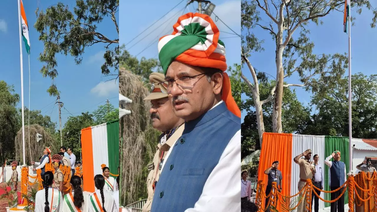 Chandauli News:DDU मंडल में 79वां स्वतंत्रता दिवस: रेल विकास के संकल्प को किया गया सुदृढ़