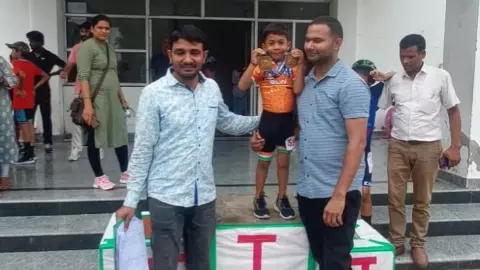 Chandauli News: दिव्यांगता पर भारी, हौसलों की उड़ान: 5 वर्षीय रुद्रांश ने स्केटिंग में जीते 20 स्वर्ण पदक