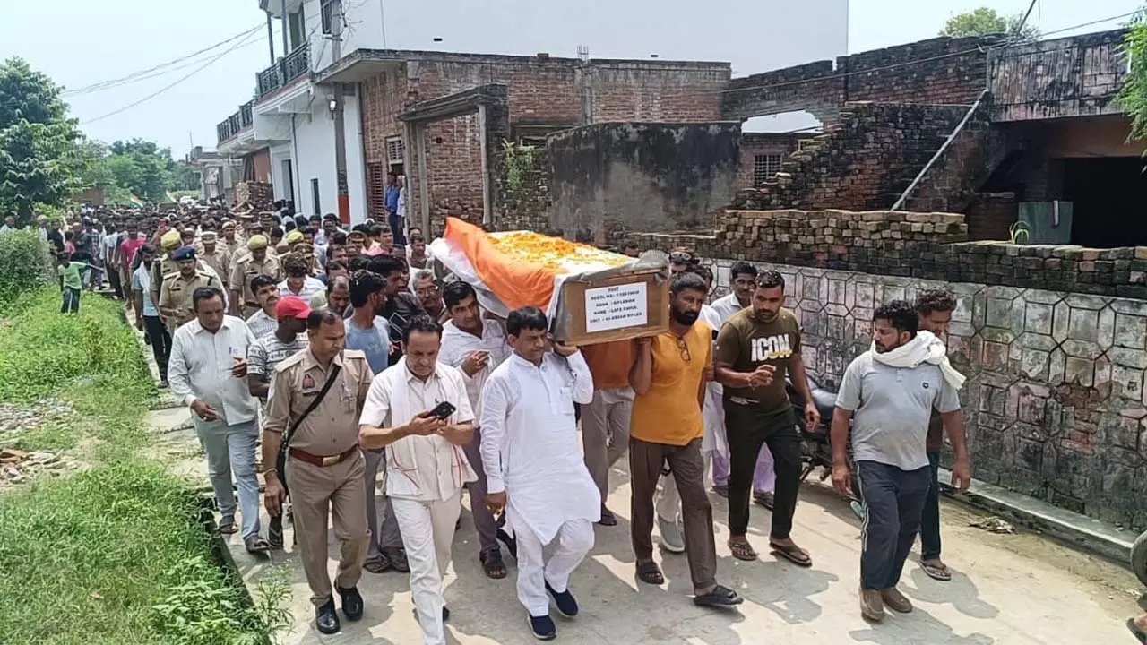 Jawan Rahul Choudhary posted at Assam Rifles for last rites