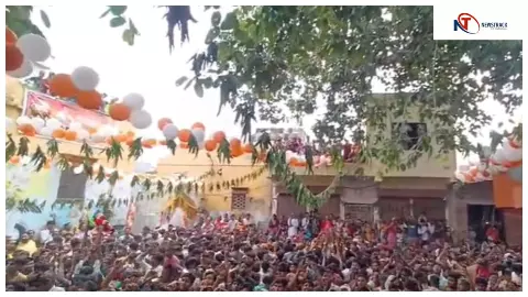 Mathura News: गोकुल में श्रद्धालुओं ने हर्षोल्लास से मनाया नंदलाल का नंद उत्सव Mathura News: गोकुल में श्रद्धालुओं ने हर्षोल्लास से मनाया नंदलाल का नंद उत्सव