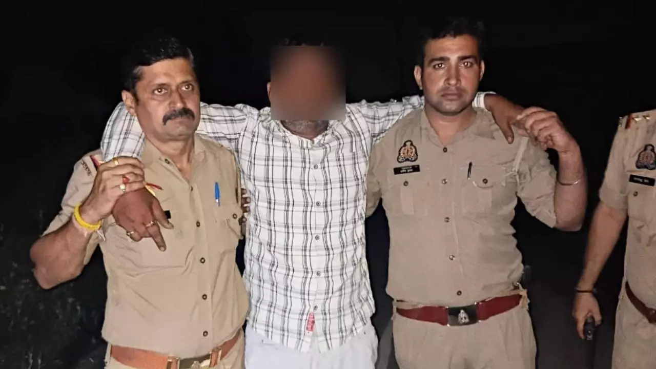 Hapur News: हापुड़ में पुलिस-बदमाशों के बीच मुठभेड़, हिस्ट्रीशीटर दीपक गिरफ्तार