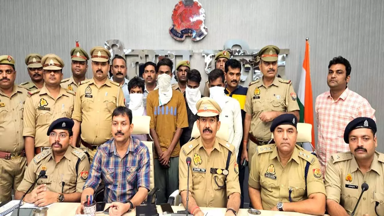 Sitapur police reveal looting incidents, arrest four gangsters