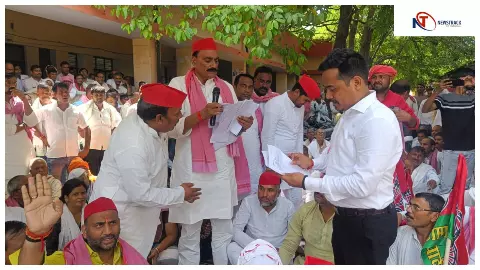 Chandauli News: सपा विधायक की चेतावनी, मारेंगे नहीं,लेकिन मानेंगे नहीं,बाढ़ पीड़ितों सहित अन्य मांग को लेकर दिया धरना