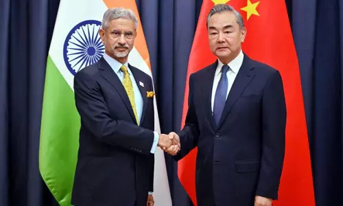 SCO समिट से पहले जयशंकर और चीनी विदेश मंत्री की खास मुलाक़ात, आतंकवाद और सीमा पर चीन को साफ संदेश