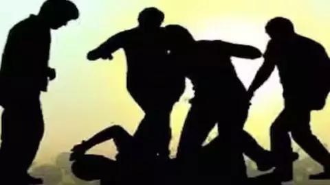 Etah News: एटा में दलित युवक पर भूमाफियाओं का हमला, मुकदमा दर्ज