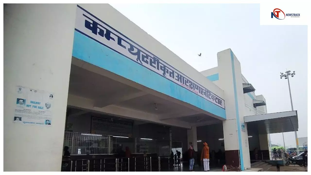 Hardoi News: आरक्षण काउंटर पर लाइट ट्रिप होने ठप हो रहे कंप्यूटर सिस्टम, यात्रियों को आरक्षित व अनारक्षित टिकट लेने में हो रही समस्या, जिम्मेदार बेखबर