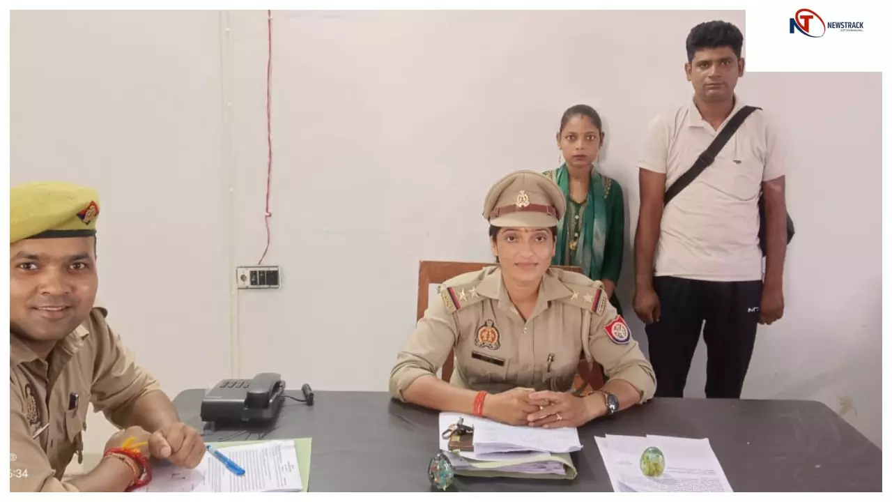 Kaushambi News: परामर्श केंद्र पुरस्कार की ओर अग्रसर, अर्चना चौबे किसी कथा वाचक से कम नहीं
