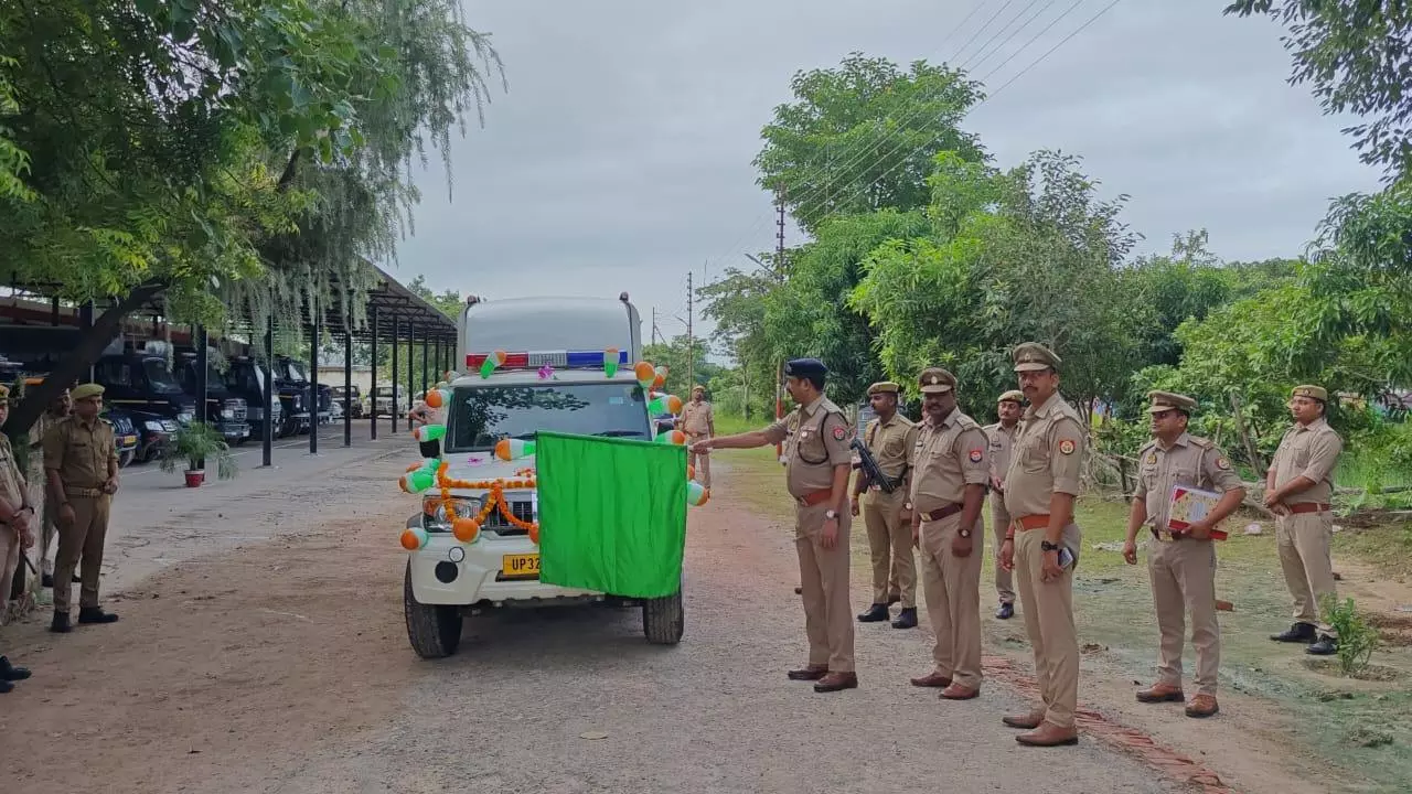 Kaushambi News: कौशाम्बी पुलिस को मिली अत्याधुनिक फॉरेंसिक वैन, अब वैज्ञानिक तरीके से होगी अपराधों की जांच