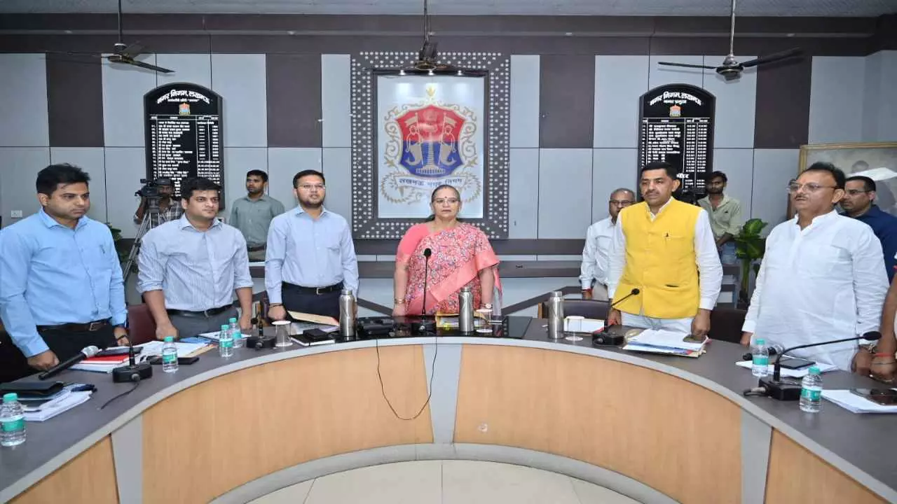 नगर निगम की कार्यकारिणी उपाध्यक्ष बनी चरणजीत गांधी, जल निकासी और सफाई व्यवस्था का मुद्दा गूंजा