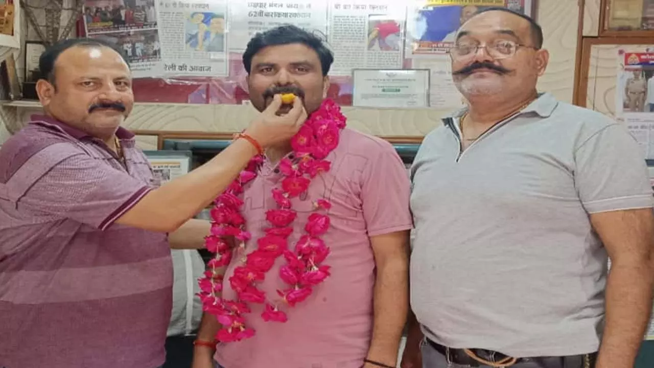 Ravi Gupta becomes media in-charge of Mirganj Chamber of Commerce and Industry Ravi Gupta becomes media in-charge of Mirganj Chamber of Commerce and Industry