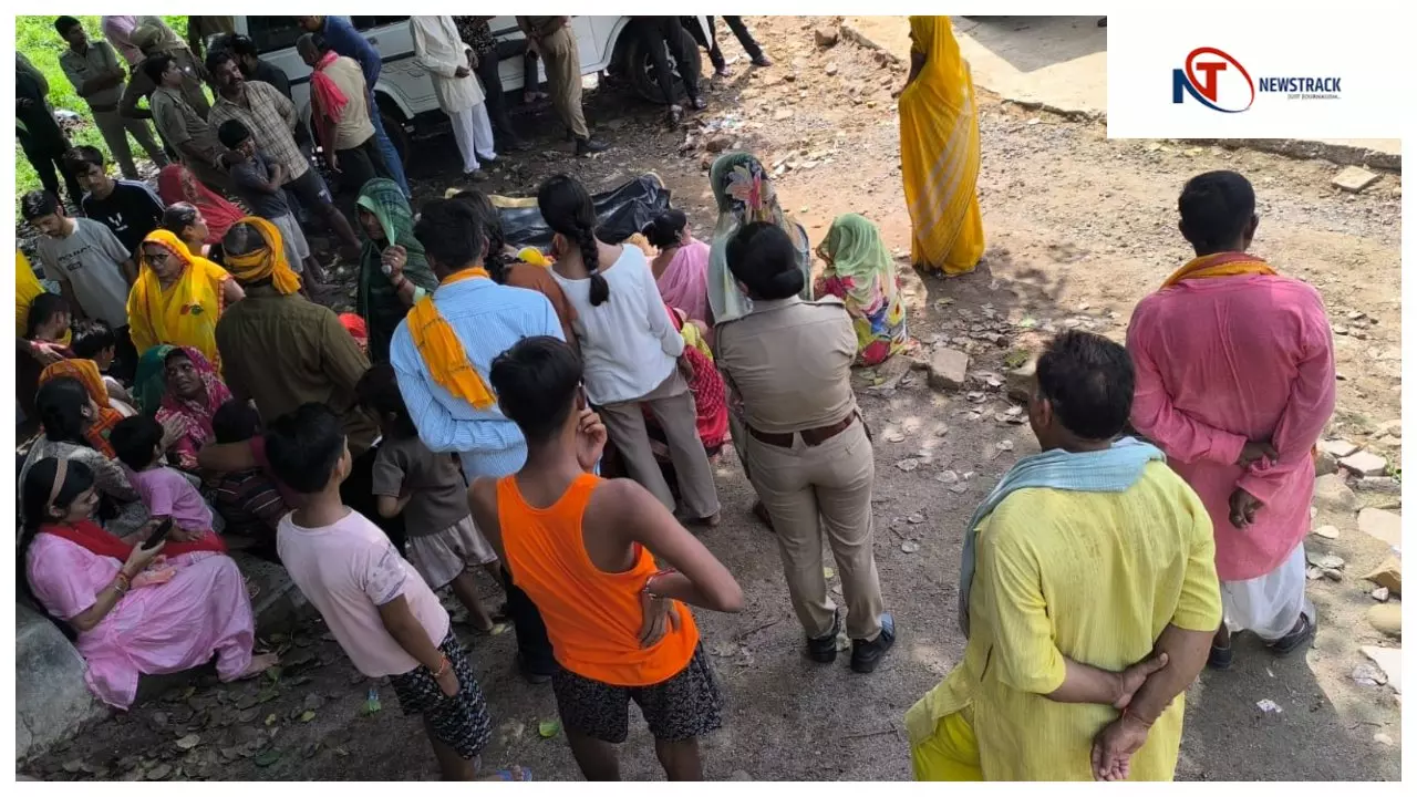 Chitrakoot News: नामजद आरोपियों की गिरफ्तारी से पहले शव के अंतिम संस्कार से परिजनों का इनकार, अधिकारियों के आश्वासन के बाद माने