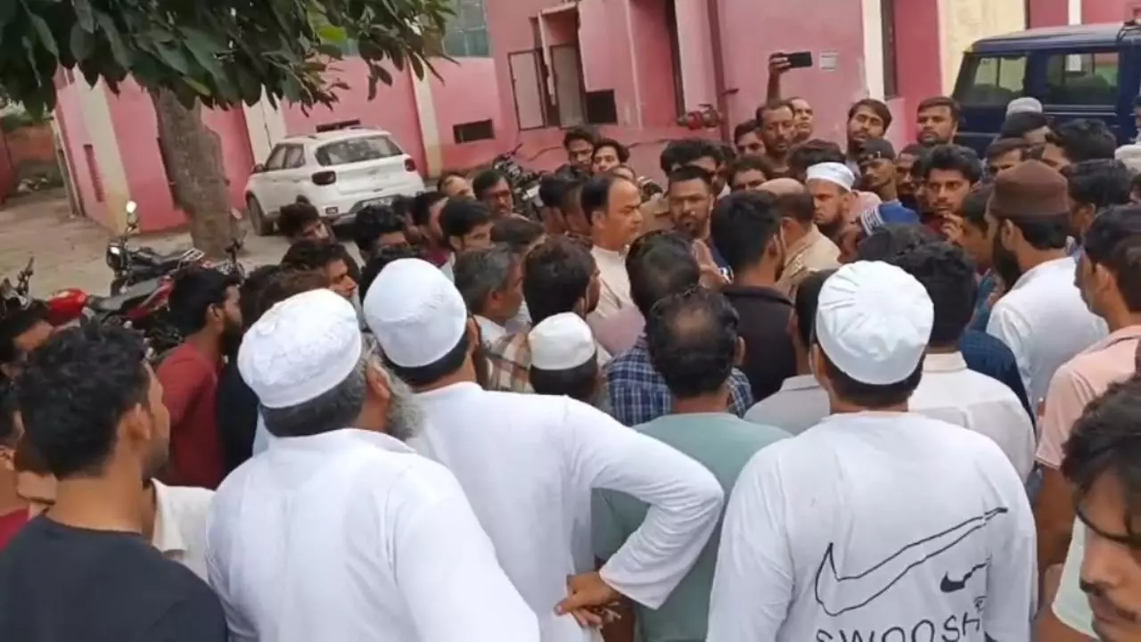 Baghpat News: बड़ौत में डॉक्टर का शव मिलने से सनसनी, हत्या की आशंका से मचा हड़कंप