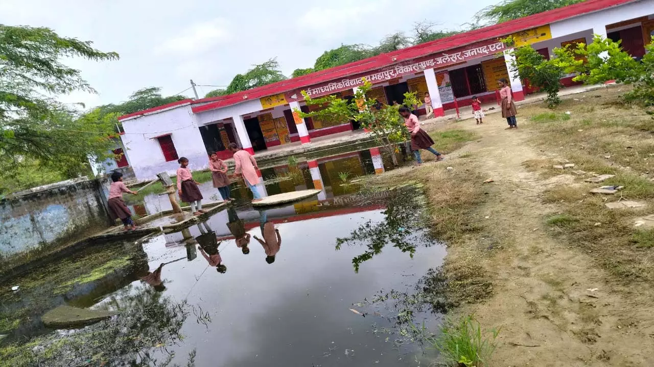 Flooding in school, Naunihal trouble, principal awarded