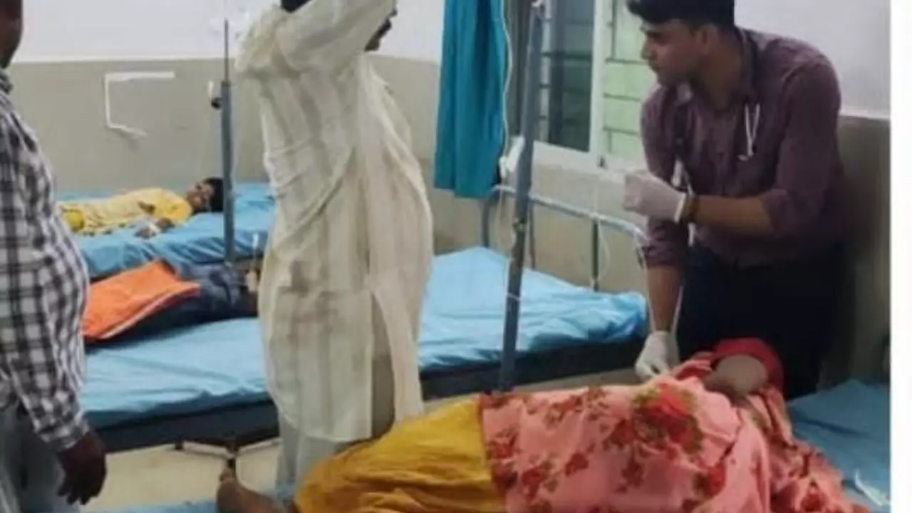 Chitrakoot News: पति गुटखा नहीं लाया तो मां ने दो बेटियों व बेटे समेत खाया जहर, तीन  की मौत, बेटे की हालत नाजुक Chitrakoot News: पति गुटखा नहीं लाया तो मां ने दो बेटियों व बेटे समेत खाया जहर, तीन  की मौत, बेटे की हालत नाजुक