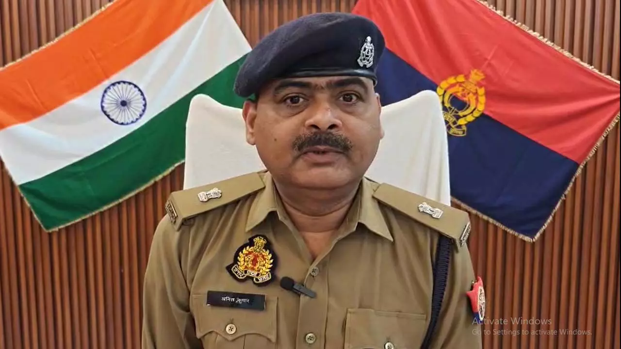 Sonbhadra News: होटल में चल रहा था देह व्यापार, पुलिस टीम ने डाली रेड तो मच गया हड़कंप, दो गिरफ्तार, पूछताछ जारी