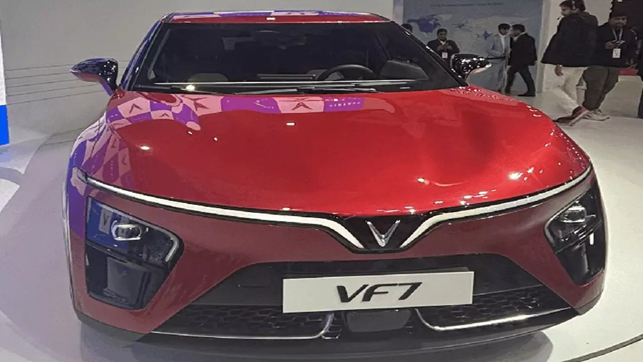 Vinfast VF7 And VF6 Electric Car